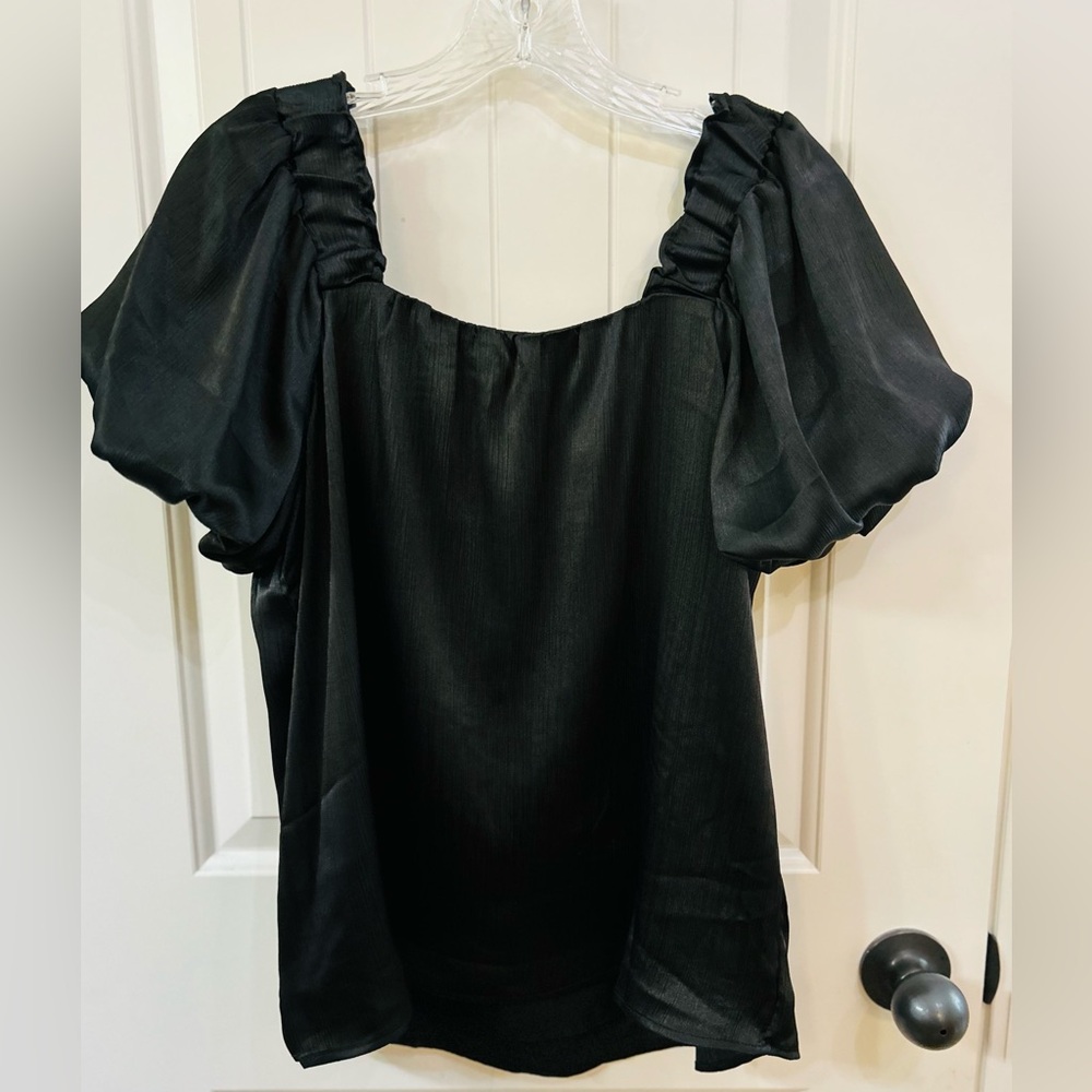 Eesome Black Puff Sleeve Blouse